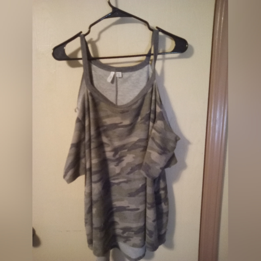 Camo off the shoulder blouse